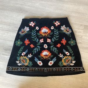 Akira Faux Velvet Floral Embroidered Mini Skirt Size Small
